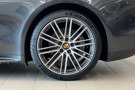Porsche Panamera vaihtoauto