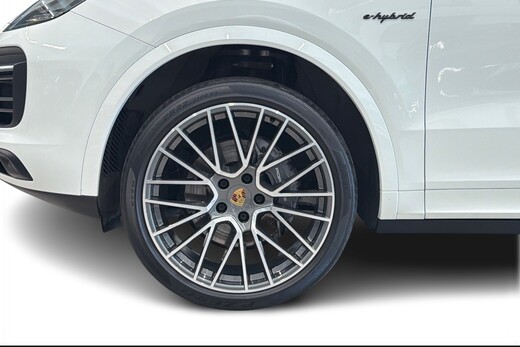 Porsche Cayenne vaihtoauto