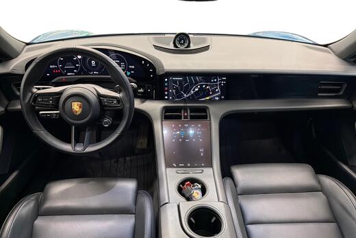 Porsche Taycan vaihtoauto