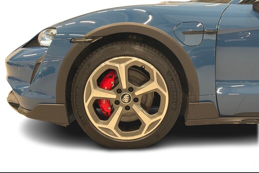 Porsche Taycan vaihtoauto