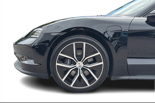 Porsche Taycan vaihtoauto