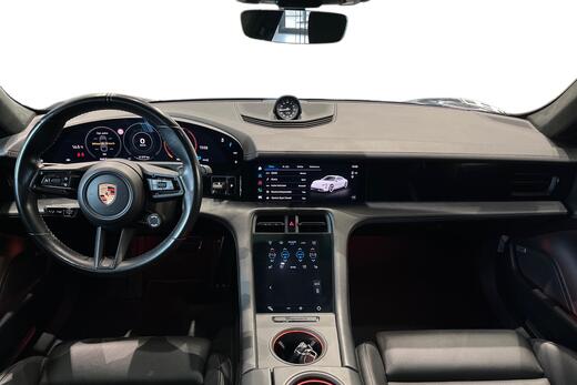 Porsche Taycan vaihtoauto