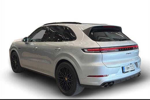 Porsche Cayenne vaihtoauto