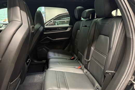 Porsche Cayenne vaihtoauto