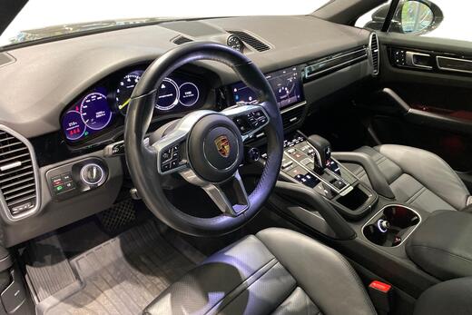 Porsche Cayenne vaihtoauto