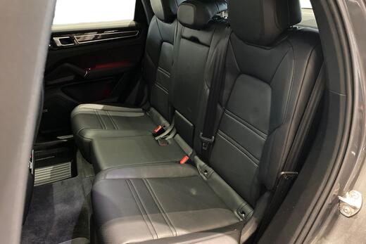 Porsche Cayenne vaihtoauto