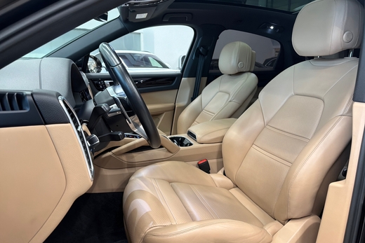 Porsche Cayenne vaihtoauto