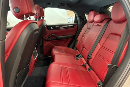 Porsche Cayenne vaihtoauto