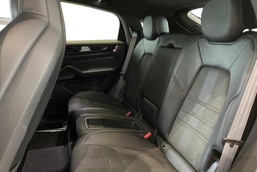 Porsche Cayenne vaihtoauto