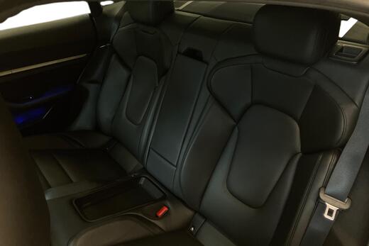 Porsche Taycan vaihtoauto