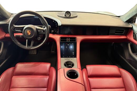 Porsche Taycan vaihtoauto