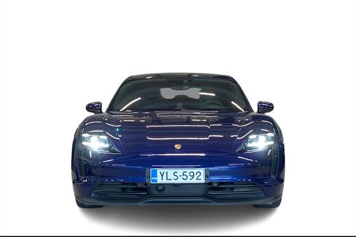 Porsche Taycan vaihtoauto