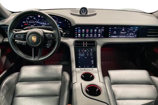 Porsche Taycan vaihtoauto