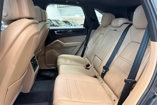 Porsche Cayenne vaihtoauto