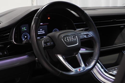 Audi Q7 vaihtoauto
