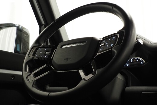 Land Rover Defender vaihtoauto