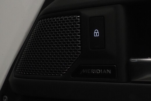 Land Rover Defender vaihtoauto