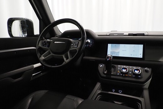 Land Rover Defender vaihtoauto