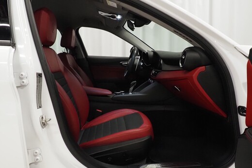 Alfa Romeo Giulia vaihtoauto
