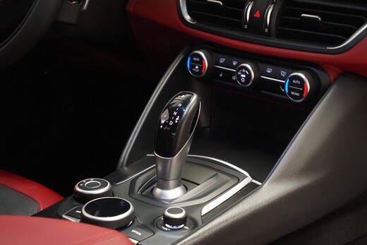 Alfa Romeo Giulia vaihtoauto