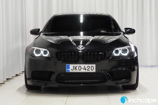 BMW M5 vaihtoauto