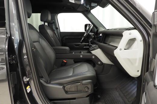 Land Rover Defender vaihtoauto
