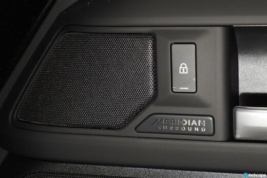 Land Rover Defender vaihtoauto