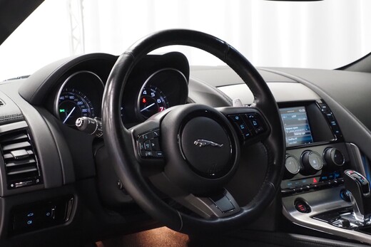 Jaguar F-Type vaihtoauto