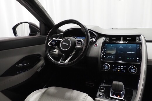 Jaguar E-PACE vaihtoauto
