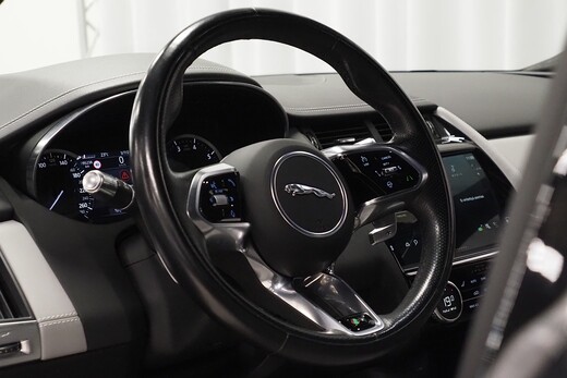 Jaguar E-PACE vaihtoauto