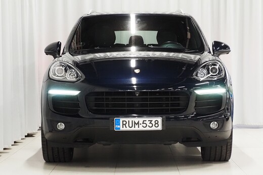Porsche Cayenne vaihtoauto