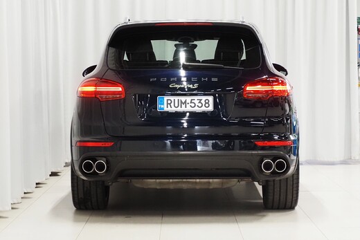 Porsche Cayenne vaihtoauto