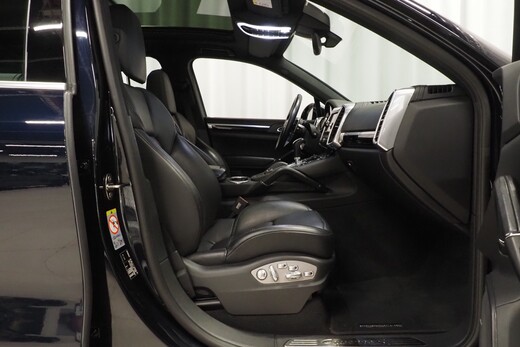 Porsche Cayenne vaihtoauto