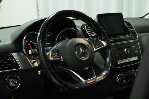Mercedes-Benz GLE vaihtoauto