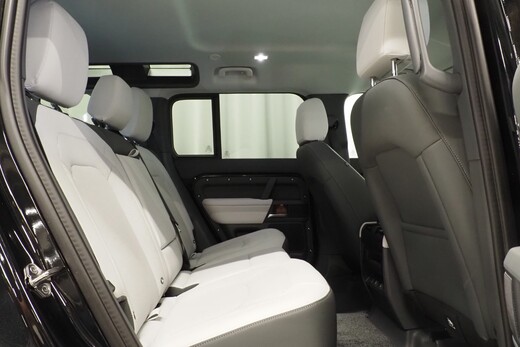 Land Rover Defender vaihtoauto