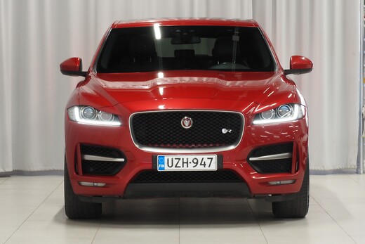 Jaguar F-PACE vaihtoauto