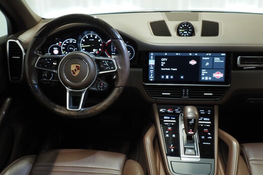 Porsche Cayenne vaihtoauto