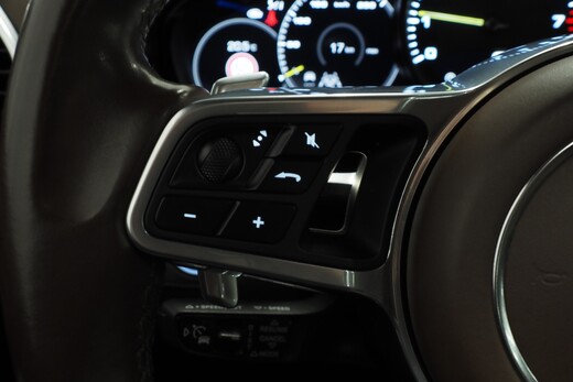 Porsche Cayenne vaihtoauto
