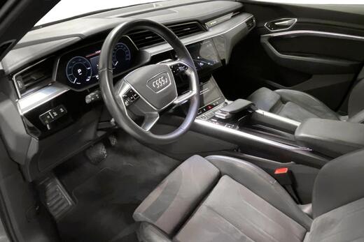 Audi e-tron vaihtoauto