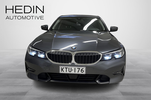 BMW 330 vaihtoauto