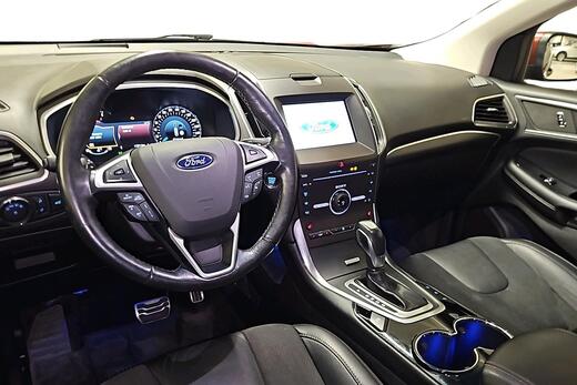 Ford Edge vaihtoauto