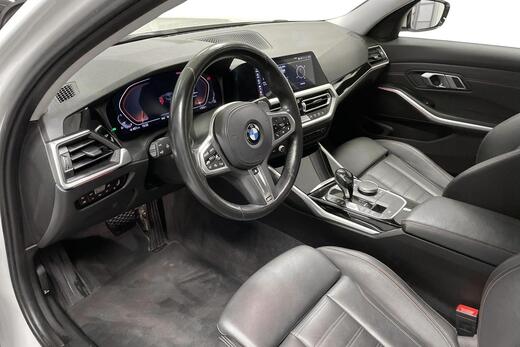 BMW 330 vaihtoauto