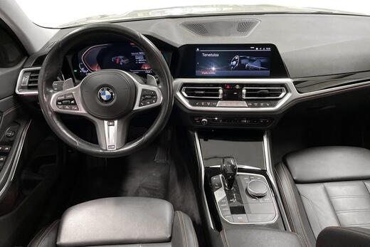 BMW 330 vaihtoauto