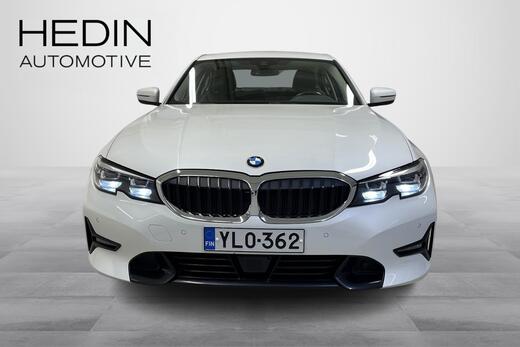 BMW 330 vaihtoauto