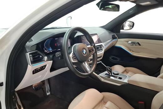 BMW 330 vaihtoauto