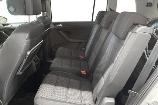 Volkswagen Touran vaihtoauto