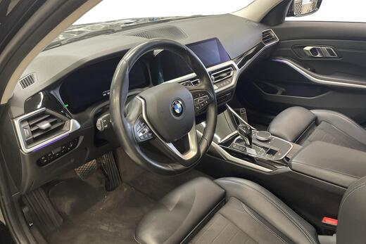 BMW 320 vaihtoauto
