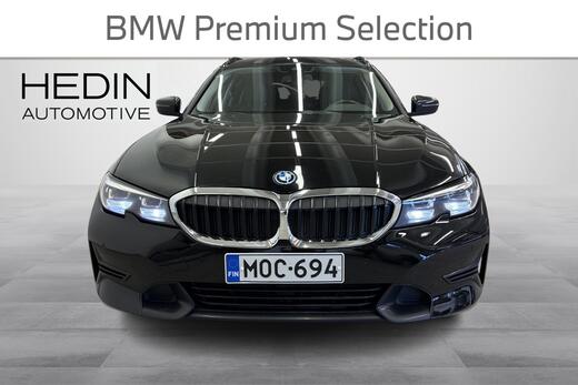 BMW 320 vaihtoauto