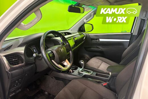Toyota Hilux vaihtoauto