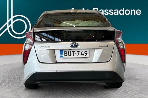Toyota Prius vaihtoauto